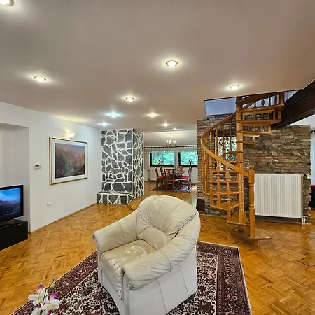 Nina With Private Terrace Tour As *